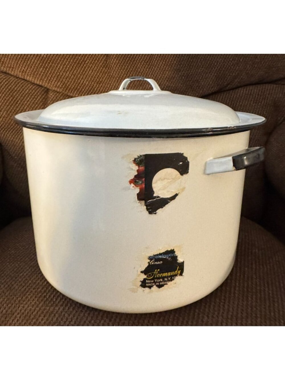 White Enamel Stock Pot With Lid & Black Trim - Normandy Brand - Made In Mexico